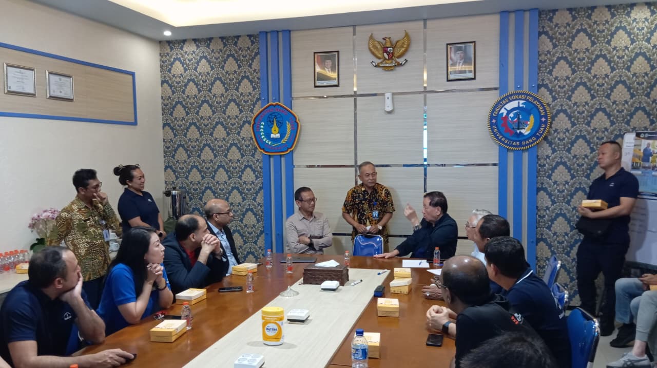 Kunjungan SMOU ke FVP UHT Perkuat Kerja Sama Pendidikan Pelayaran Internasional