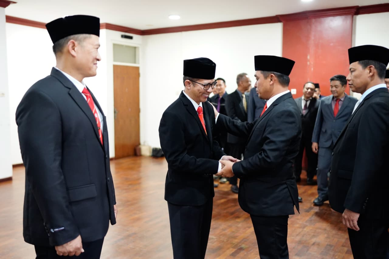 Alumni FK UHT Pimpin RSUD dr. R. Soedarsono Pasuruan