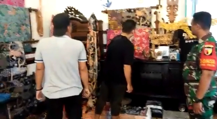 Babinsa Koramil Kota Gresik Dukung UMKM Batik, Dorong Kesejahteraan Warga Kebungson