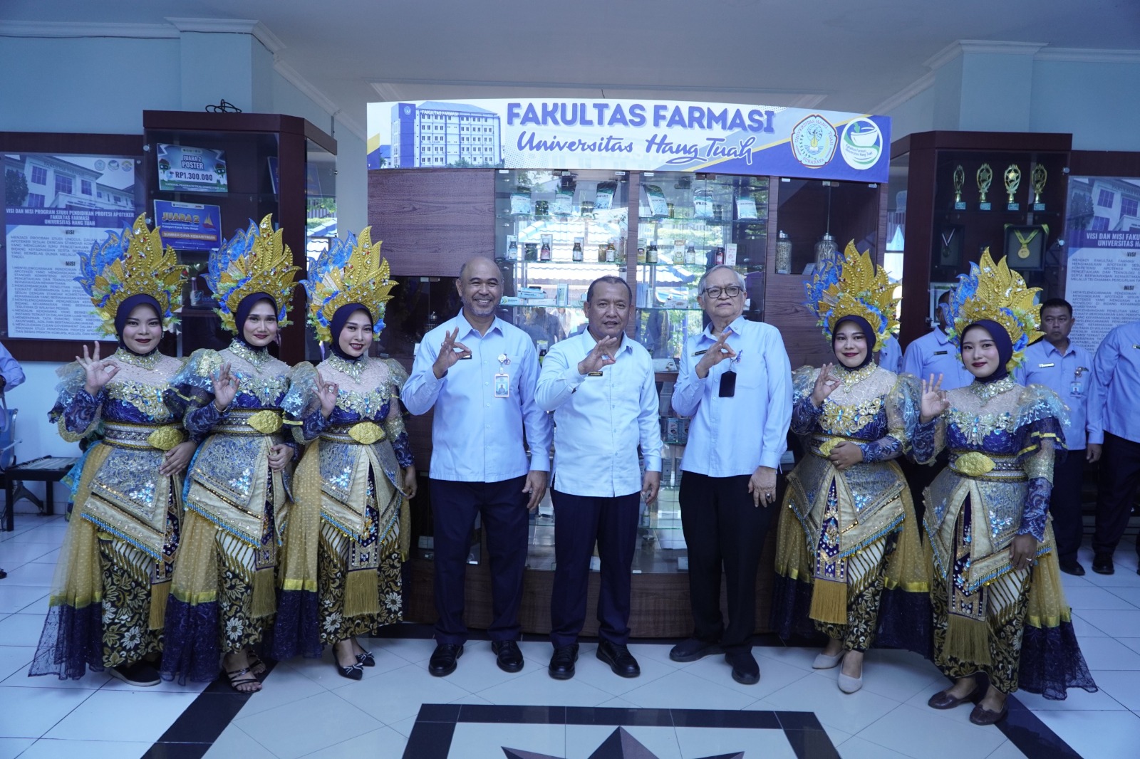 UHT Hadirkan Gedung Farmasi 6 Lantai, Perkuat Kualitas Pendidikan dan SDM Unggul
