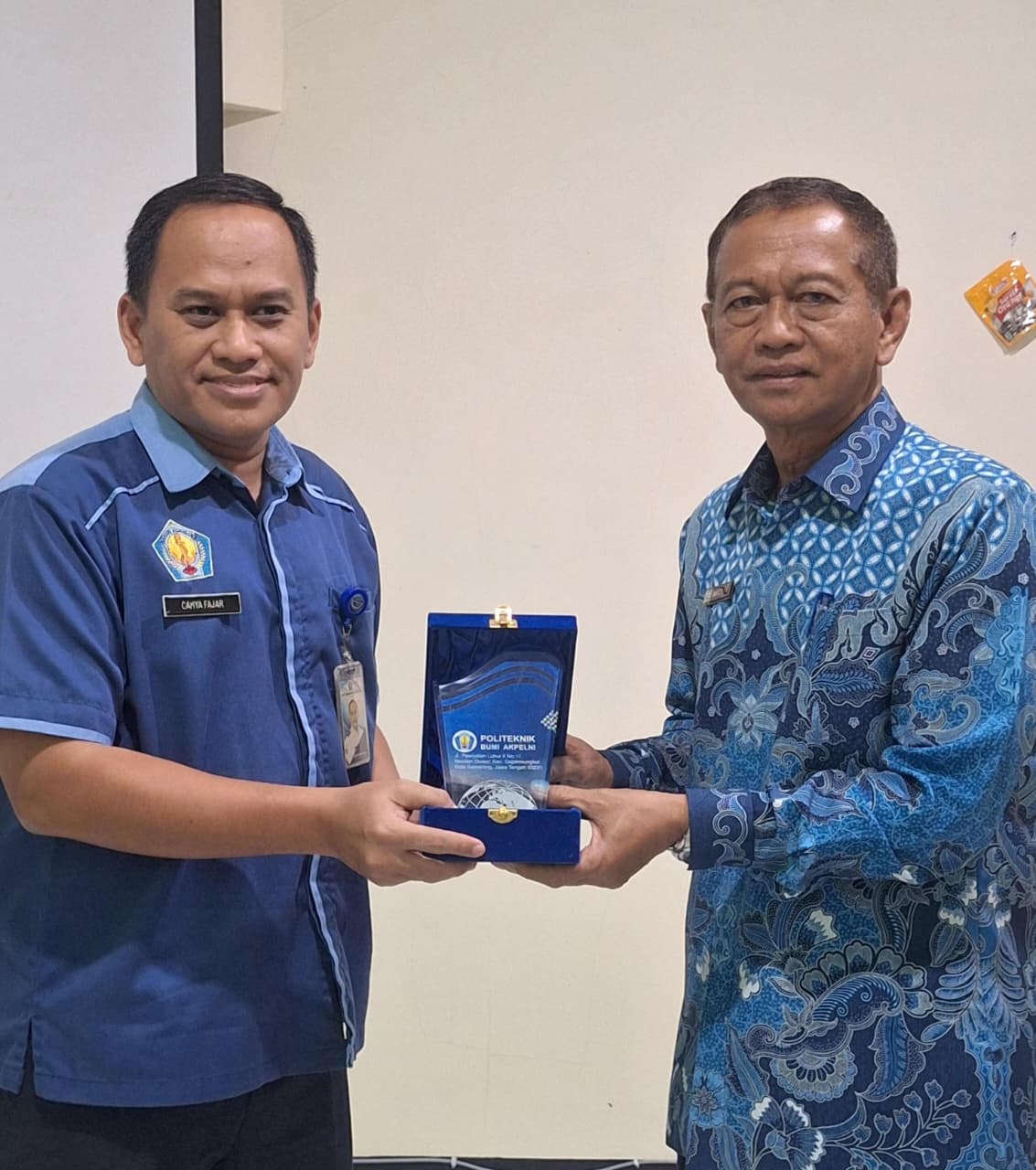 UHT Benchmarking Tata Kelola Asrama Taruna ke Dua Kampus Pelayaran di Semarang