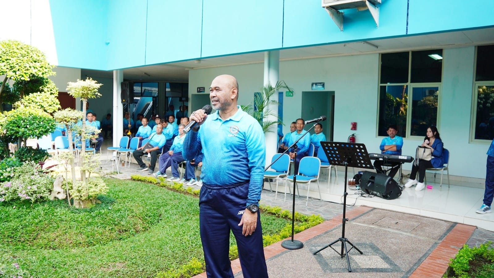 Universitas Hang Tuah Gelar “Jumat Sehat”  Senam, Jalan Sehat, dan Ngopi Bersama